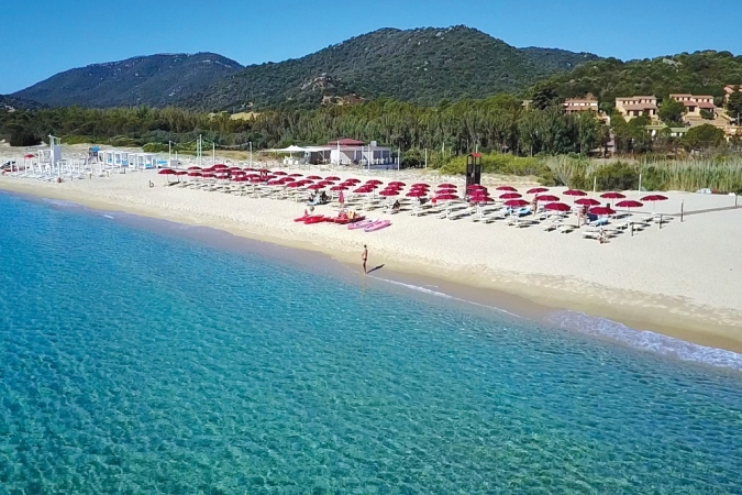 Limone Beach Resort Nave + Villaggio